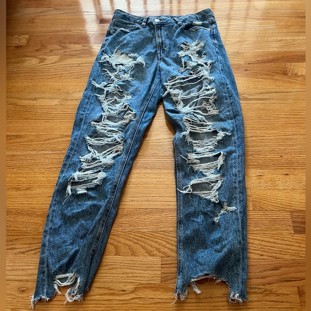 American eagle baggy ripped jeans